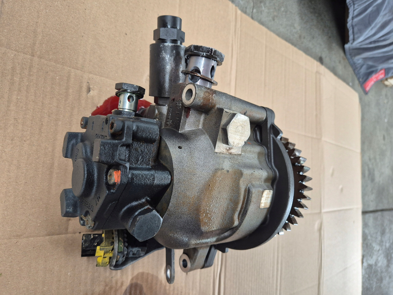 BOSCH POMPA WSPOMAGANIA VOLVO FH 5 RENAULT GAMA EVO 23645473 - Bomba de dirección para Camión: foto 5 BOSCH POMPA WSPOMAGANIA VOLVO FH 5 RENAULT GAMA EVO 23645473 - Bomba de dirección para Camión: foto 5