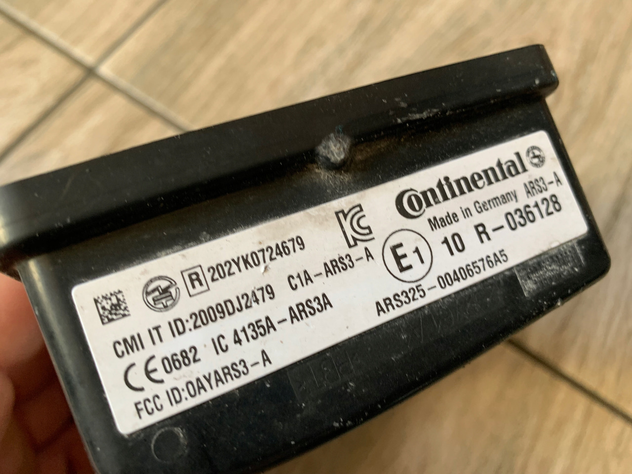 CONTINENTAL RADAR DISTRONIK RENAULT GAMA RANGE VOLVO FH 4 FM 4 FMX FL FE - Sistema eléctrico para Camión: foto 4 CONTINENTAL RADAR DISTRONIK RENAULT GAMA RANGE VOLVO FH 4 FM 4 FMX FL FE - Sistema eléctrico para Camión: foto 4