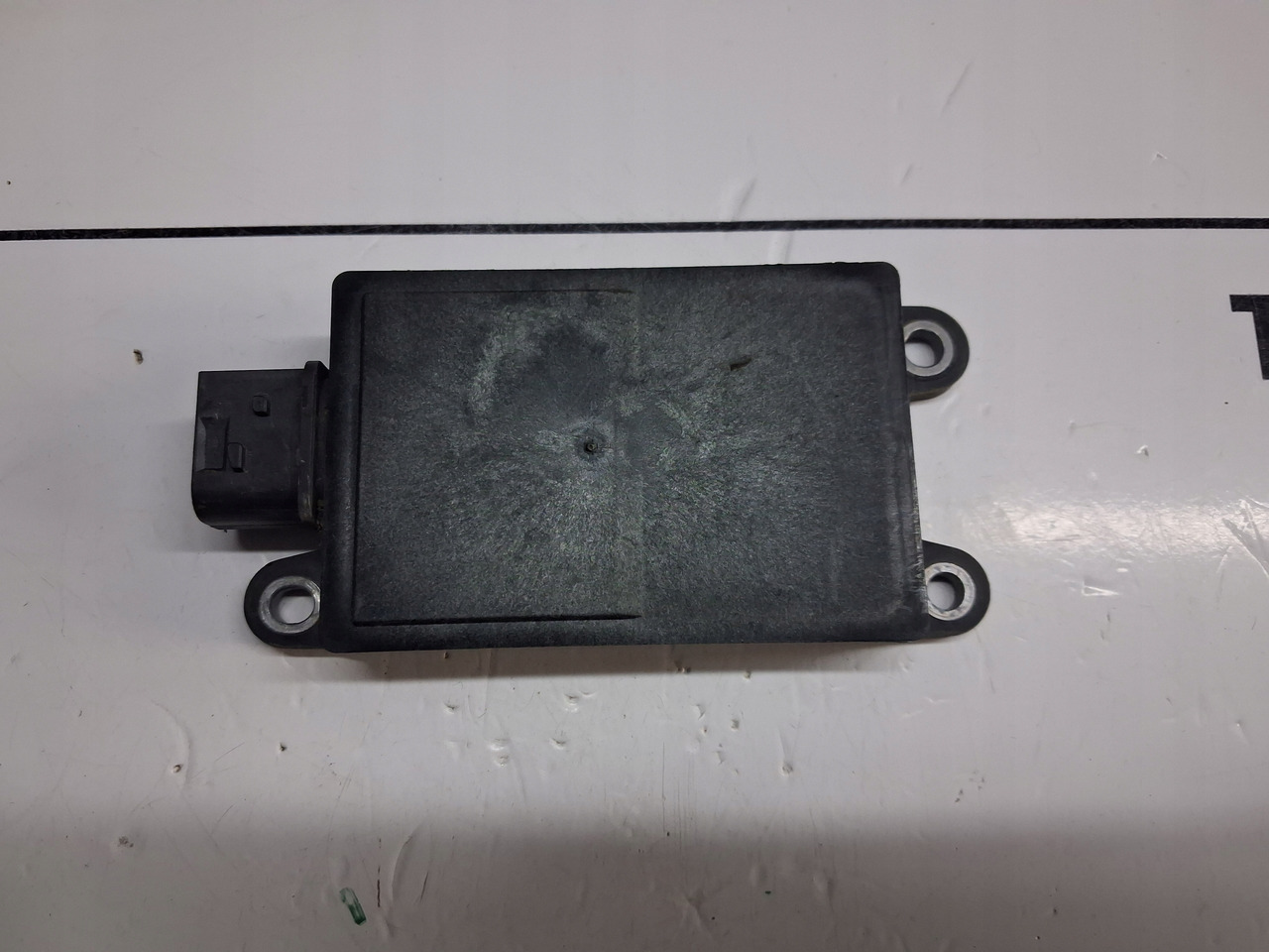 CONTINENTAL RADAR DISTRONIK RENAULT GAMA T C K RANGE VOLVO FH 4 FM 4 FH 5 - Sistema eléctrico para Camión: foto 2 CONTINENTAL RADAR DISTRONIK RENAULT GAMA T C K RANGE VOLVO FH 4 FM 4 FH 5 - Sistema eléctrico para Camión: foto 2