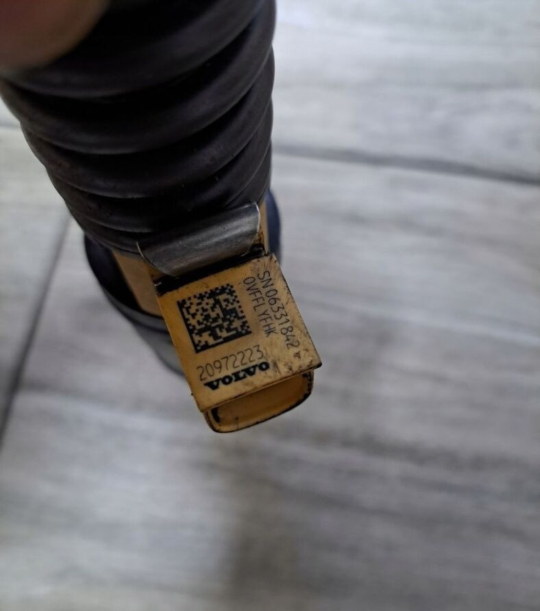 Delphi POMPOWTRYSKIWACZE WTRYSKI RENAULT MAGNUM DXI 13 VOLVO FH 13 FM 1 20972223 - Inyector para Camión: foto 2 Delphi POMPOWTRYSKIWACZE WTRYSKI RENAULT MAGNUM DXI 13 VOLVO FH 13 FM 1 20972223 - Inyector para Camión: foto 2