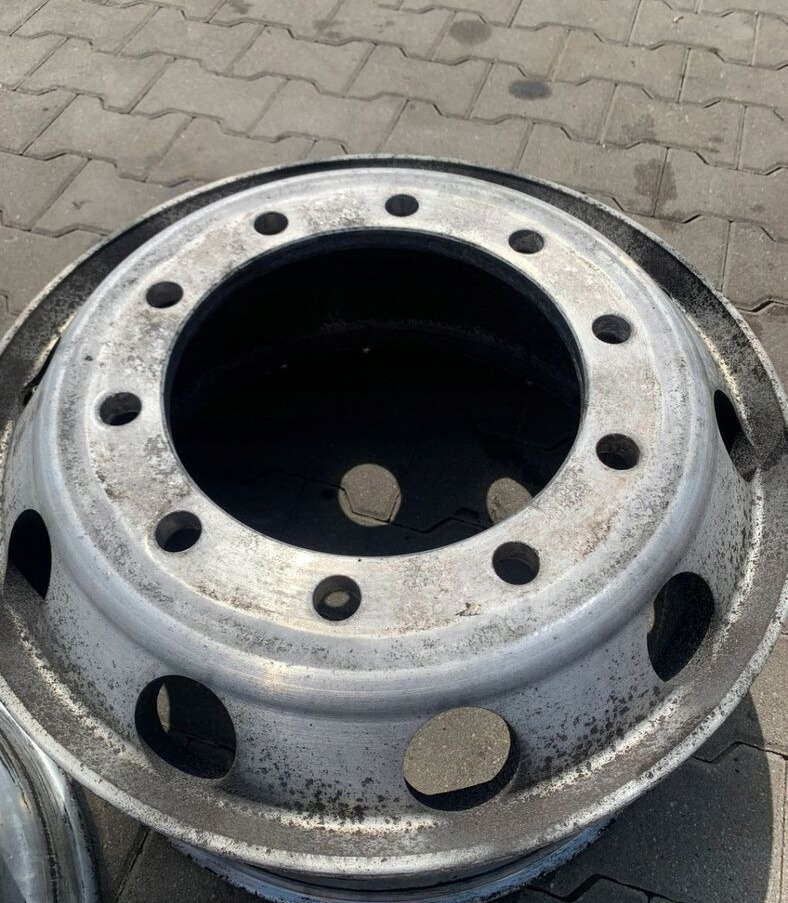 FELGI FELGA ALUMINIOWA ALCOA 22.5 X 9.00 - Llanta para Camión: foto 2 FELGI FELGA ALUMINIOWA ALCOA 22.5 X 9.00 - Llanta para Camión: foto 2