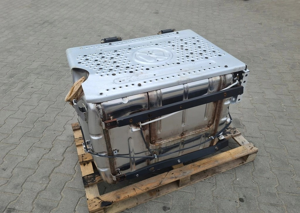 KATALIZATOR TŁUMIK DPF FILTR KOMPLETNY FORD F-MAX CARGO 500 EURO 6 - Silenciador: foto 1 KATALIZATOR TŁUMIK DPF FILTR KOMPLETNY FORD F-MAX CARGO 500 EURO 6 - Silenciador: foto 1