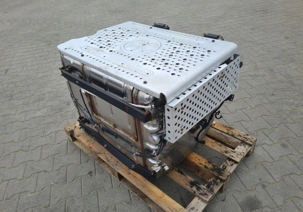 KATALIZATOR TŁUMIK DPF FILTR KOMPLETNY FORD F-MAX CARGO 500 EURO 6 - Silenciador: foto 2 KATALIZATOR TŁUMIK DPF FILTR KOMPLETNY FORD F-MAX CARGO 500 EURO 6 - Silenciador: foto 2