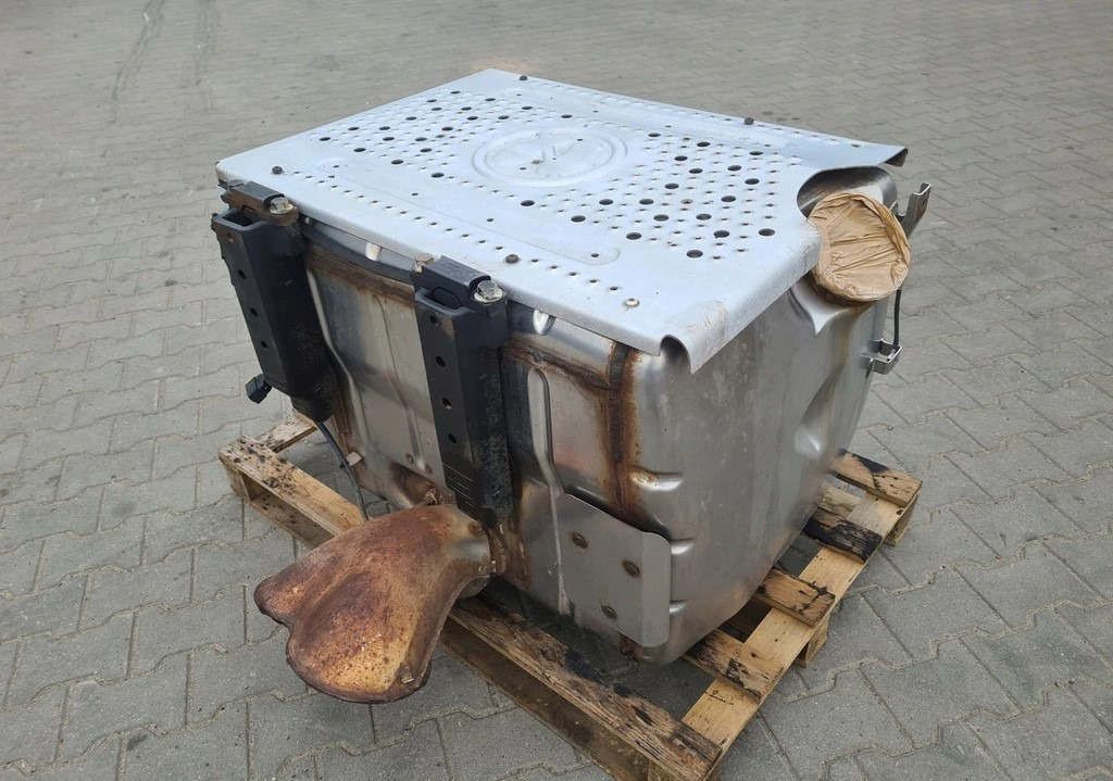 KATALIZATOR TŁUMIK DPF FILTR KOMPLETNY FORD F-MAX CARGO 500 EURO 6 - Silenciador: foto 5 KATALIZATOR TŁUMIK DPF FILTR KOMPLETNY FORD F-MAX CARGO 500 EURO 6 - Silenciador: foto 5