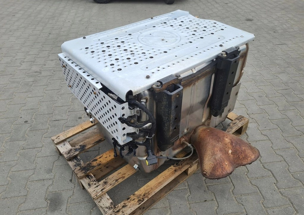KATALIZATOR TŁUMIK DPF FILTR KOMPLETNY FORD F-MAX CARGO 500 EURO 6 - Silenciador: foto 3 KATALIZATOR TŁUMIK DPF FILTR KOMPLETNY FORD F-MAX CARGO 500 EURO 6 - Silenciador: foto 3