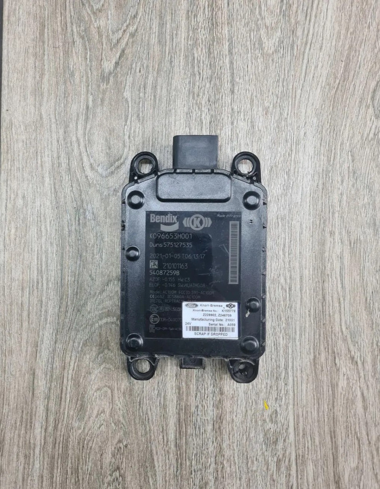KNORR-BREMSE RADAR CZUJNIK SENSOR FORD F-MAX 500 K096653H001 575127535 K155778 210101163 - Sensor: foto 4 KNORR-BREMSE RADAR CZUJNIK SENSOR FORD F-MAX 500 K096653H001 575127535 K155778 210101163 - Sensor: foto 4