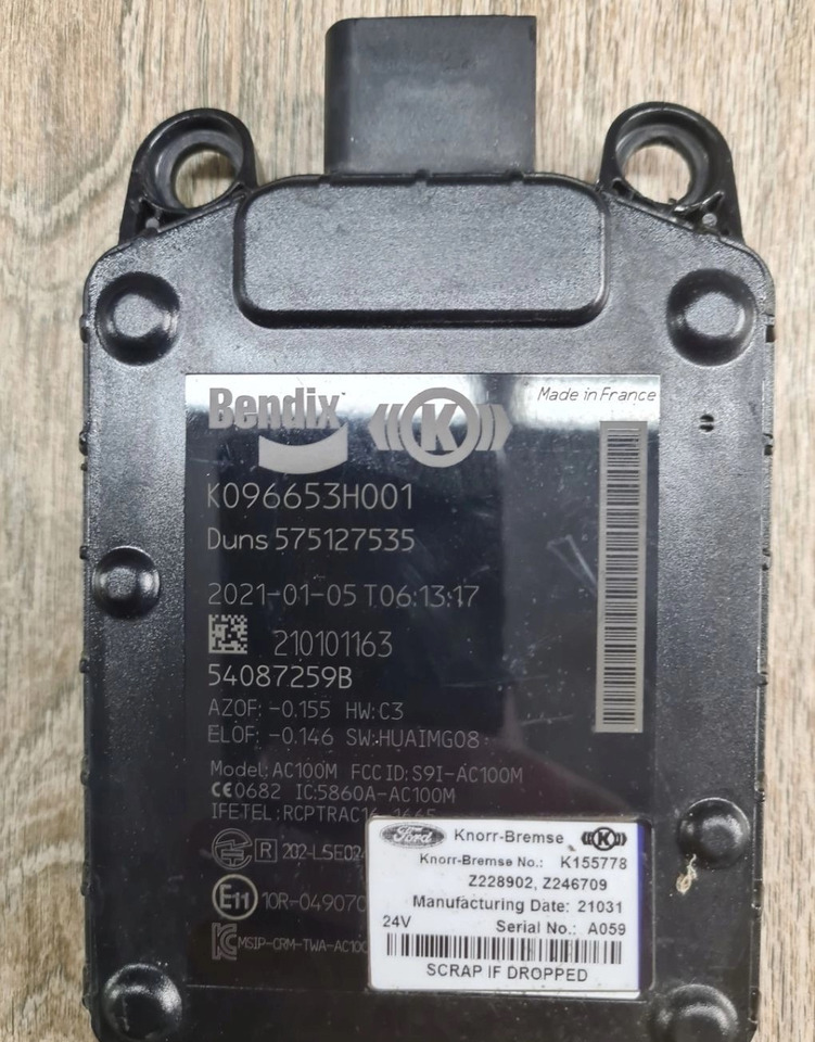 KNORR-BREMSE RADAR CZUJNIK SENSOR FORD F-MAX 500 K096653H001 575127535 K155778 210101163 - Sensor: foto 5 KNORR-BREMSE RADAR CZUJNIK SENSOR FORD F-MAX 500 K096653H001 575127535 K155778 210101163 - Sensor: foto 5