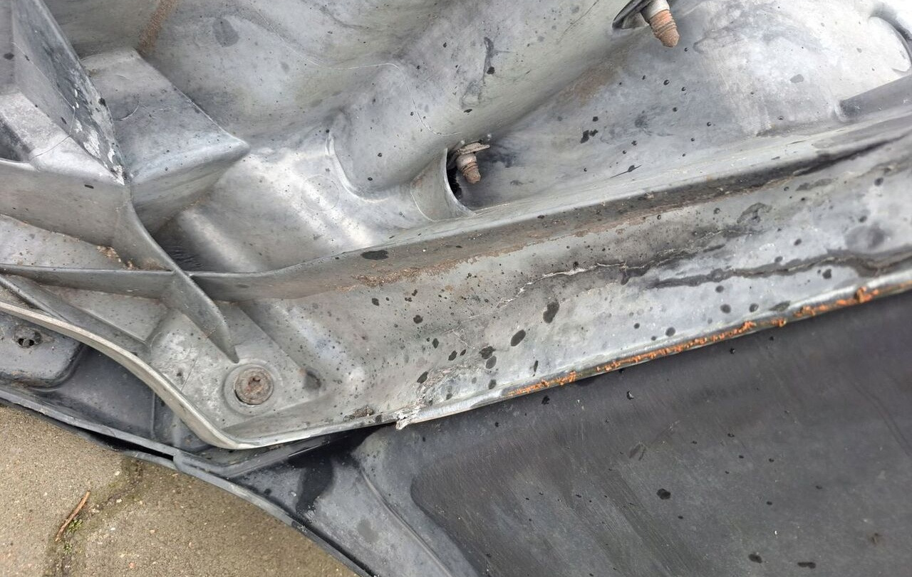 Renault STOPNICA GÓRNA STOPIEŃ LEWY RENAULT GAMA T RANGE - Peldaño para Camión: foto 3 Renault STOPNICA GÓRNA STOPIEŃ LEWY RENAULT GAMA T RANGE - Peldaño para Camión: foto 3