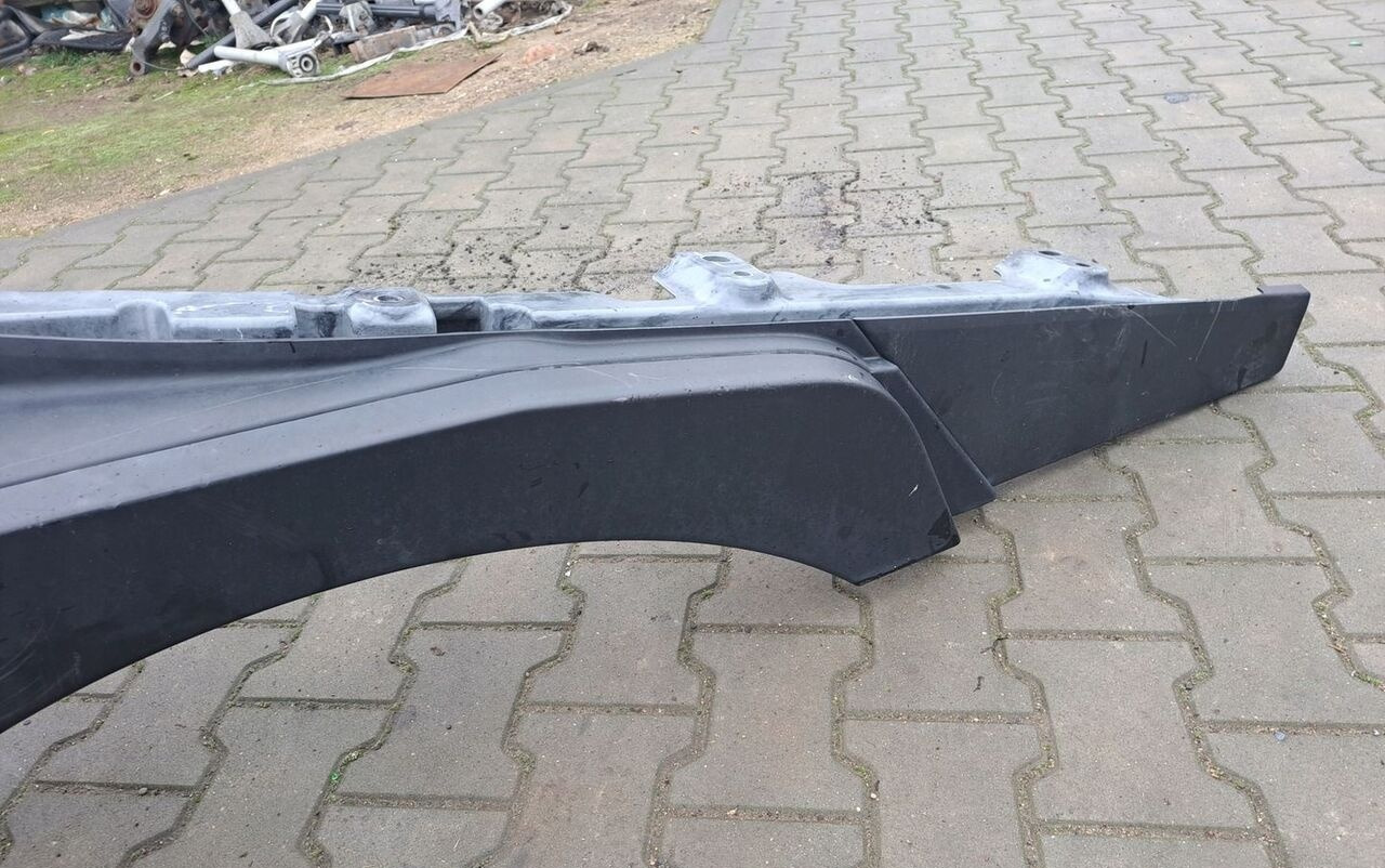 Renault STOPNICA GÓRNA STOPIEŃ LEWY RENAULT GAMA T RANGE - Peldaño para Camión: foto 4 Renault STOPNICA GÓRNA STOPIEŃ LEWY RENAULT GAMA T RANGE - Peldaño para Camión: foto 4