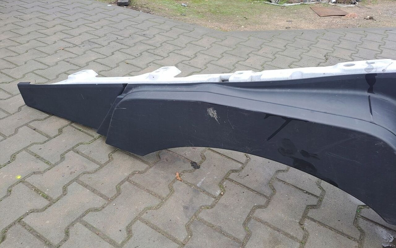 Renault STOPNICA GÓRNA STOPIEŃ PRAWY RENAULT GAMA T RANGE - Peldaño para Camión: foto 5 Renault STOPNICA GÓRNA STOPIEŃ PRAWY RENAULT GAMA T RANGE - Peldaño para Camión: foto 5