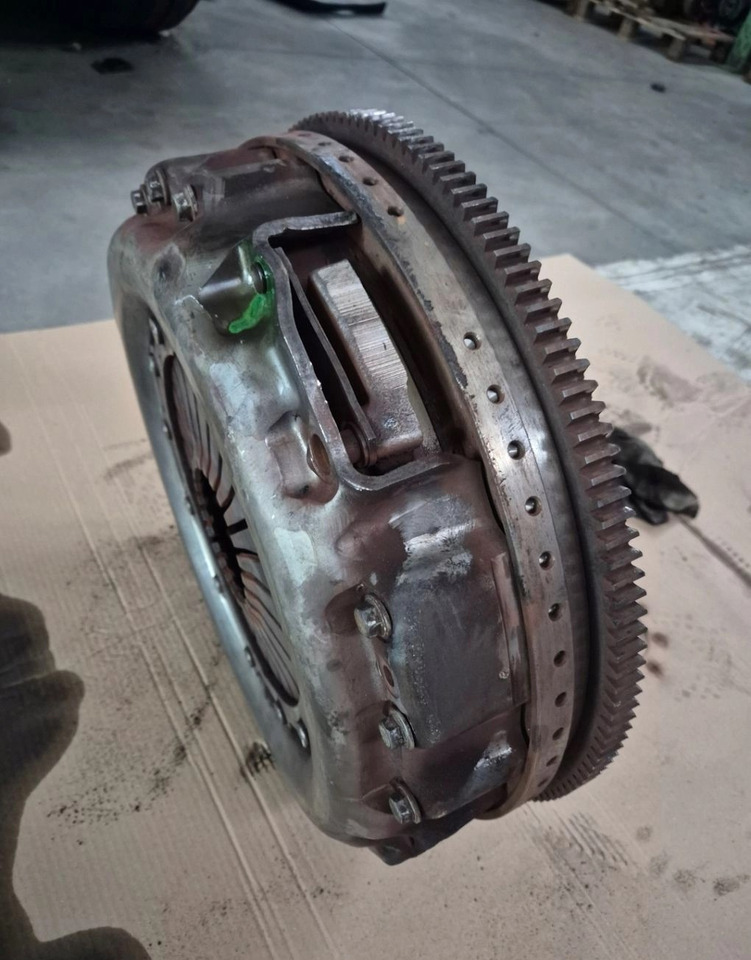 SPRZĘGŁO KOMPLETNE TARCZA DOCISK KOŁO FORD F-MAX TRUCKS 500 CARGO 3400 700 687 Numery katalogowe zamienników KAWE 7245101 - Embrague y piezas: foto 4 SPRZĘGŁO KOMPLETNE TARCZA DOCISK KOŁO FORD F-MAX TRUCKS 500 CARGO 3400 700 687 Numery katalogowe zamienników KAWE 7245101 - Embrague y piezas: foto 4