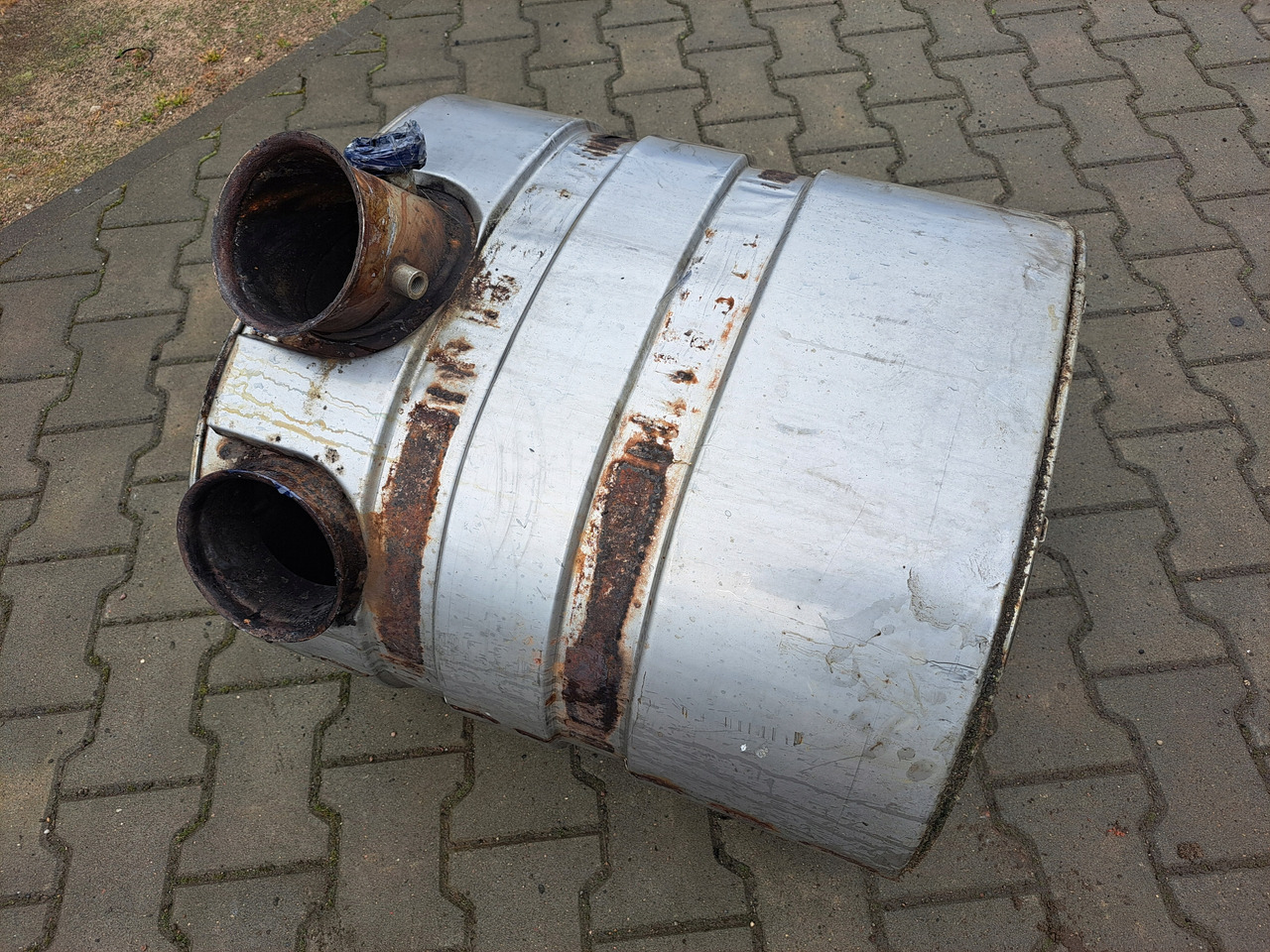 VOLVO KATALIZATOR TŁUMIK DPF FILTR RENAULT PREMIUM KERAX LANDER DXI VOLVO FH FM - Convertidor catalítico para Camión: foto 5 VOLVO KATALIZATOR TŁUMIK DPF FILTR RENAULT PREMIUM KERAX LANDER DXI VOLVO FH FM - Convertidor catalítico para Camión: foto 5