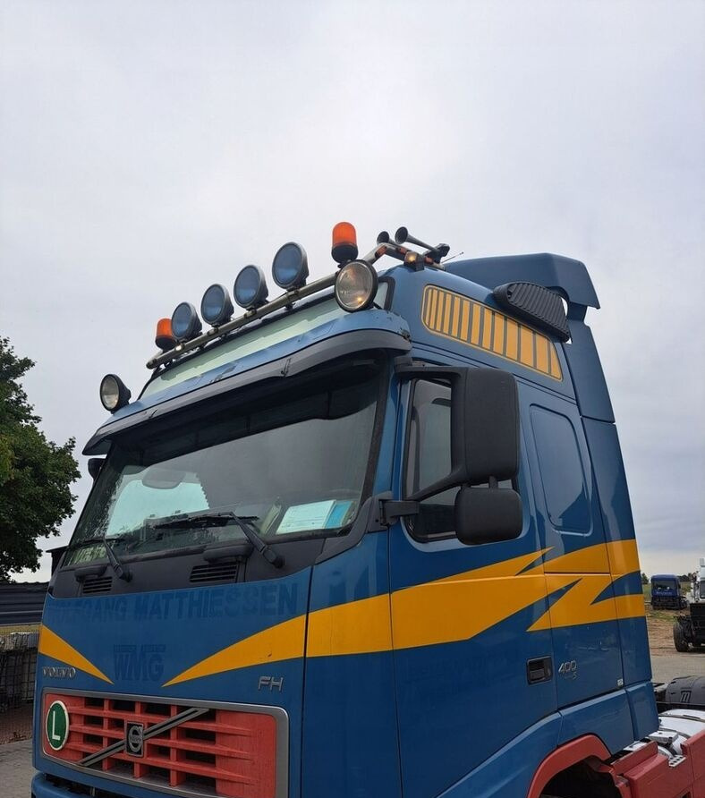 VOLVO KOMPLETNA VOLVO FH 12 13 GLOBETROTTER - Cabina para Camión: foto 2 VOLVO KOMPLETNA VOLVO FH 12 13 GLOBETROTTER - Cabina para Camión: foto 2