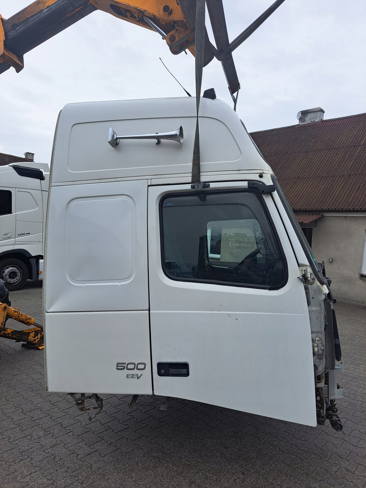 VOLVO KOMPLETNA VOLVO FH 12 13 XL WYSOKA KABINA AUTOMAT - Cabina para Camión: foto 5 VOLVO KOMPLETNA VOLVO FH 12 13 XL WYSOKA KABINA AUTOMAT - Cabina para Camión: foto 5