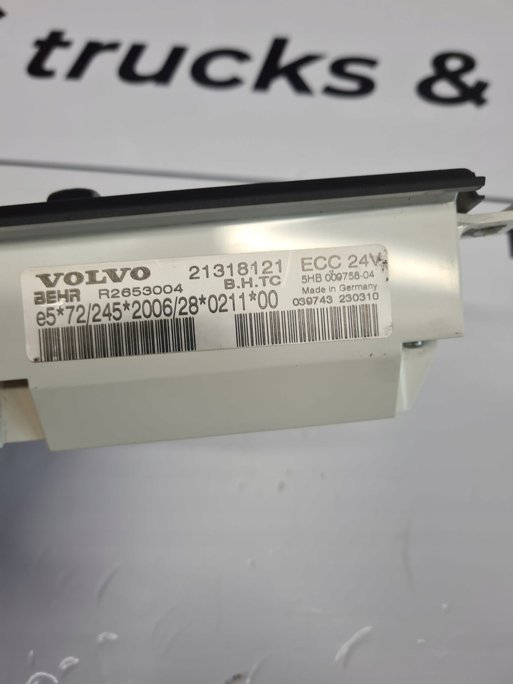 VOLVO PANEL NAWIEWU OGRZEWANIA KLIMATYZACJI VOLVO FH FM 9 13 LIFT - Calefacción/ Ventilación para Camión: foto 4 VOLVO PANEL NAWIEWU OGRZEWANIA KLIMATYZACJI VOLVO FH FM 9 13 LIFT - Calefacción/ Ventilación para Camión: foto 4