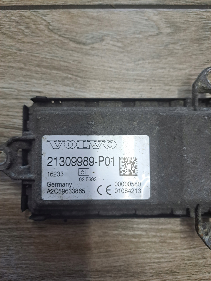 VOLVO STEROWNIK MODUŁ KOMPUTER RADARU VOLVO FH FM 13 - Sistema eléctrico para Camión: foto 4 VOLVO STEROWNIK MODUŁ KOMPUTER RADARU VOLVO FH FM 13 - Sistema eléctrico para Camión: foto 4