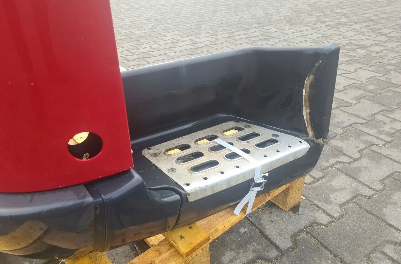 Volvo FH FM 9 13 LIFT Volvo VOLVO FH FM 9 13 LIFT - Parachoques para Camión: foto 5 Volvo FH FM 9 13 LIFT Volvo VOLVO FH FM 9 13 LIFT - Parachoques para Camión: foto 5