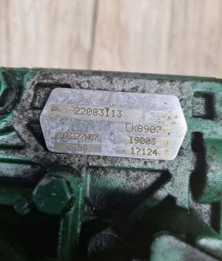 Volvo SPRĘŻARKA KOMPRESOR POWIETRZA FH 4 FH 16 EURO 6 22083113 Volvo VOLVO FH 4 FH 16 EURO 6 22083113 - Compresor de aire acondicionado para Camión: foto 2 Volvo SPRĘŻARKA KOMPRESOR POWIETRZA FH 4 FH 16 EURO 6 22083113 Volvo VOLVO FH 4 FH 16 EURO 6 22083113 - Compresor de aire acondicionado para Camión: foto 2