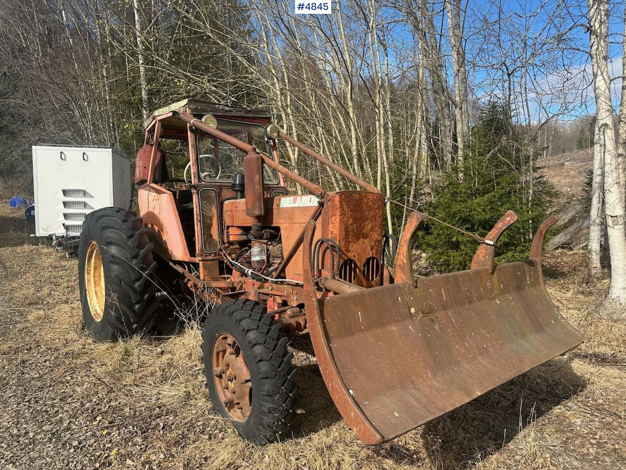 1972 Belarus MTZ 52 super 4x4 forest rig w/ winch. - Tractor: foto 1 1972 Belarus MTZ 52 super 4x4 forest rig w/ winch. - Tractor: foto 1