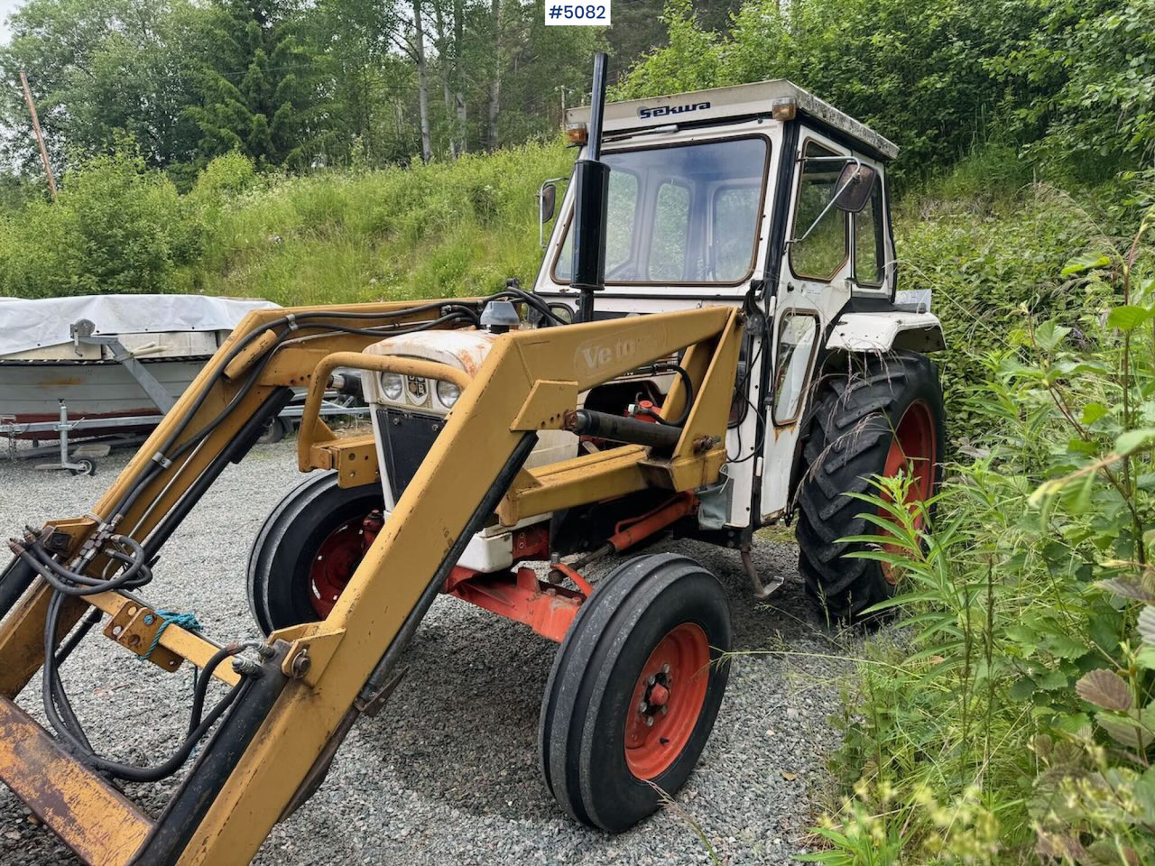 1980 David Brown 885 w/ front loader and bucket - Tractor: foto 1 1980 David Brown 885 w/ front loader and bucket - Tractor: foto 1