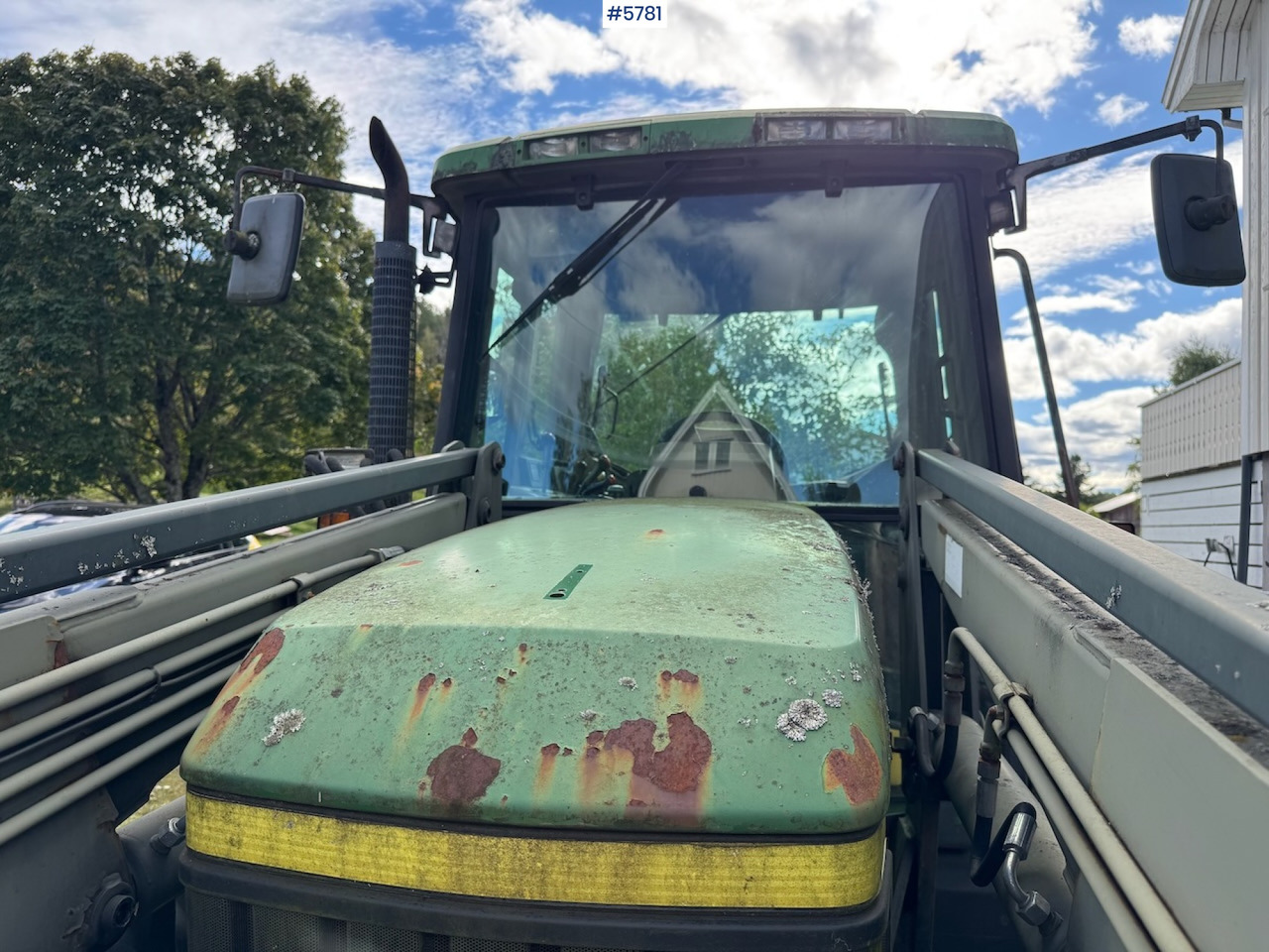 1993 John Deere 6300 w/ front loader and plow plate. - Tractor: foto 5 1993 John Deere 6300 w/ front loader and plow plate. - Tractor: foto 5