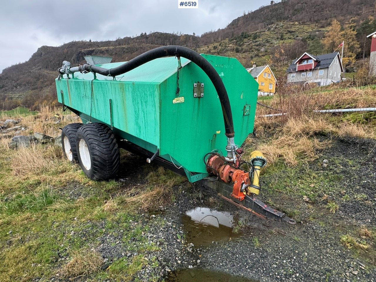 1997 Moi Guffen 15,000 liters w/ cannon. - Cuba de purín: foto 4 1997 Moi Guffen 15,000 liters w/ cannon. - Cuba de purín: foto 4