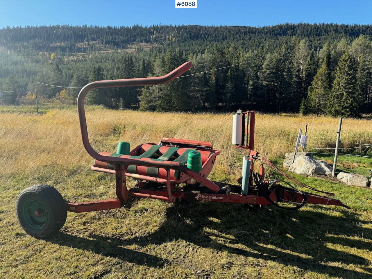 1998 Kverneland 7335 Round bale wrapper - Maquinaria de henificación: foto 3 1998 Kverneland 7335 Round bale wrapper - Maquinaria de henificación: foto 3