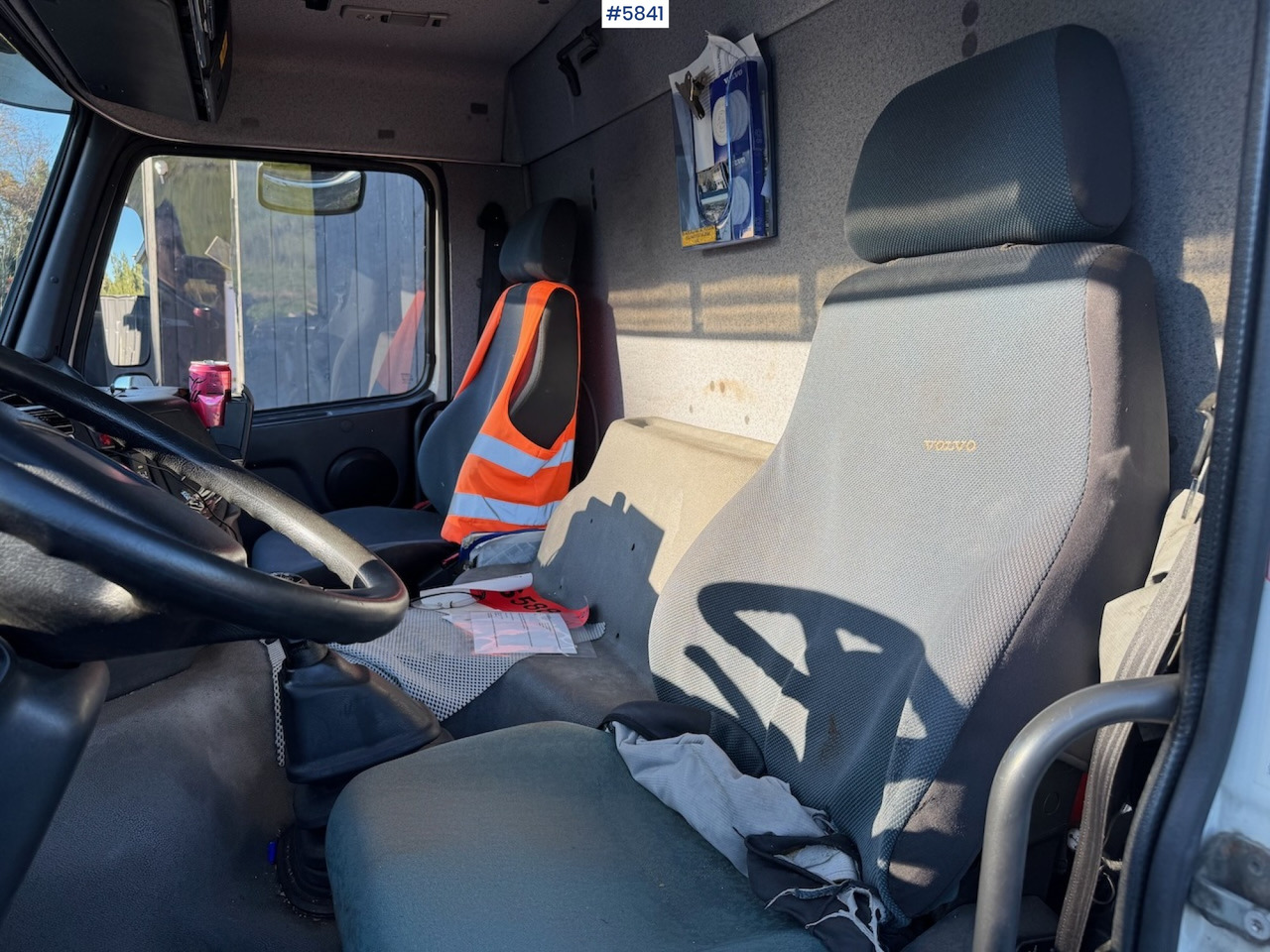 Camión portacontenedore/ Intercambiable 2002 Volvo FM 6x2.: foto 13 Camión portacontenedore/ Intercambiable 2002 Volvo FM 6x2.: foto 13