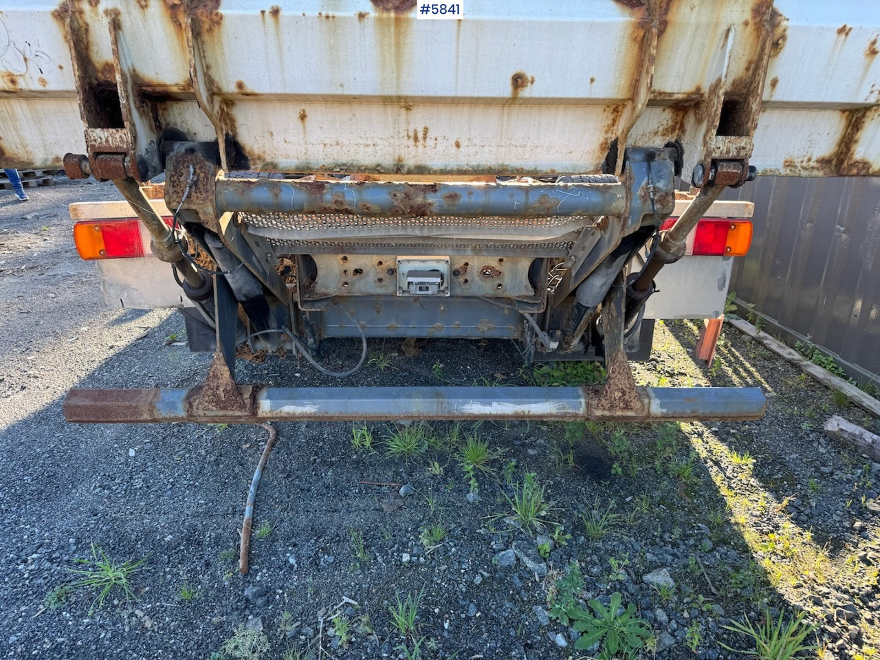 Camión portacontenedore/ Intercambiable 2002 Volvo FM 6x2.: foto 8 Camión portacontenedore/ Intercambiable 2002 Volvo FM 6x2.: foto 8