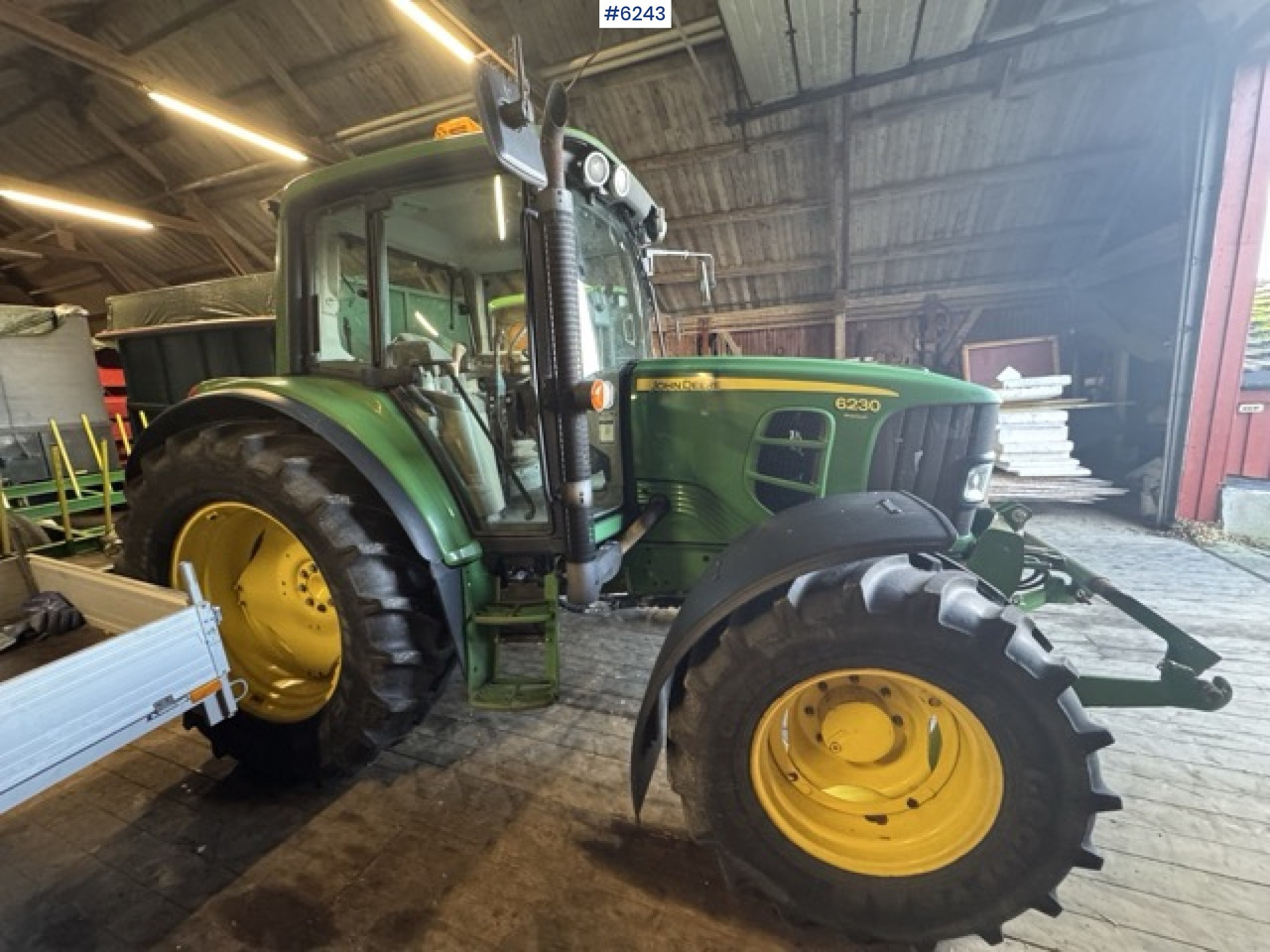 2008 John Deere 6230 Premium (114 hp) – Only 2,402 hours! - Tractor: foto 1 2008 John Deere 6230 Premium (114 hp) – Only 2,402 hours! - Tractor: foto 1