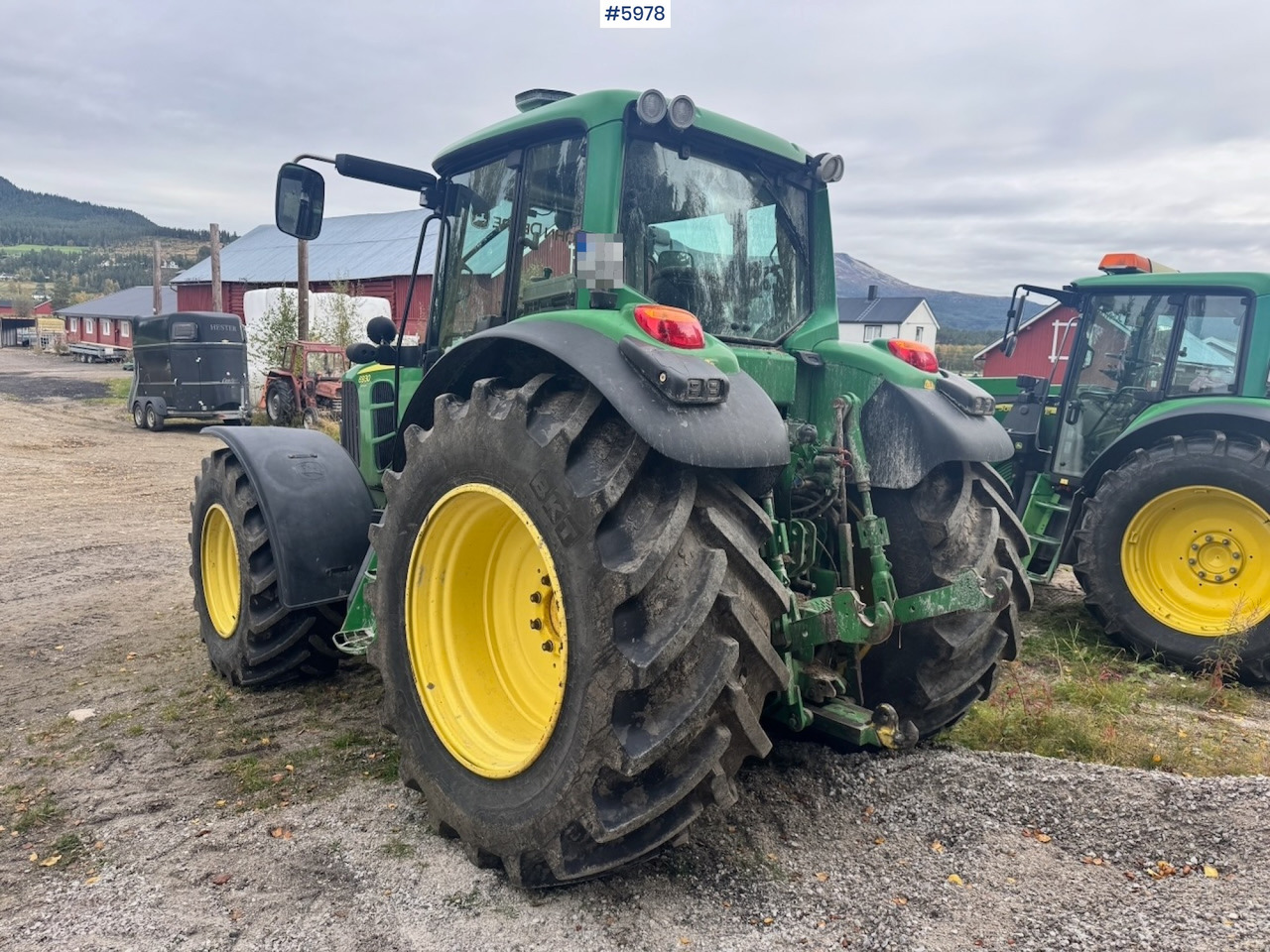 Tractor 2010 John Deere 6930 with Front Hydraulic: foto 11