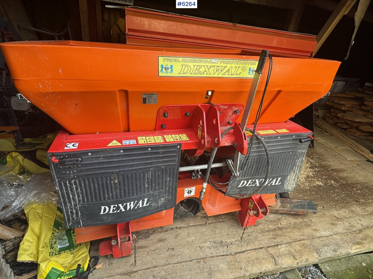 2015 Dexwal Tornado fertilizer spreader - Esparcidor de fertilizantes: foto 5 2015 Dexwal Tornado fertilizer spreader - Esparcidor de fertilizantes: foto 5