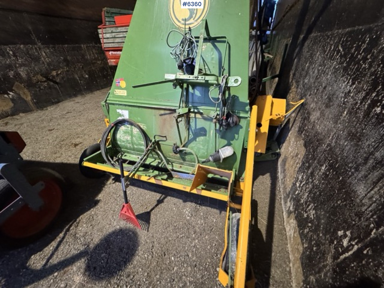 2017 Serigstad FS134 with support trailer - Maquinaria de henificación: foto 3 2017 Serigstad FS134 with support trailer - Maquinaria de henificación: foto 3