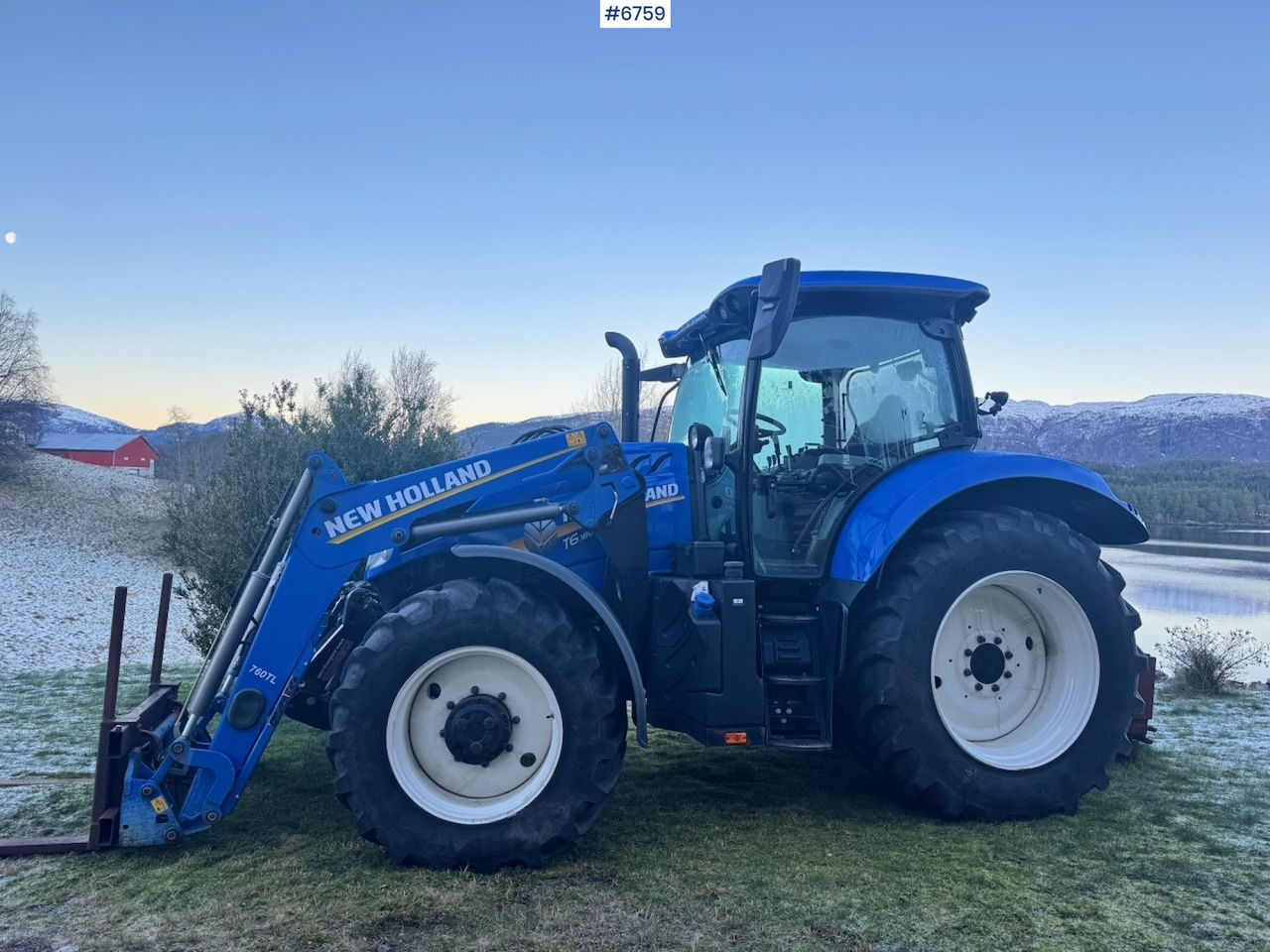 2021 New Holland T6.180 w/ Front loader, 2 sets of tires and Front hydraulics. 2100 hours. - Tractor: foto 3 2021 New Holland T6.180 w/ Front loader, 2 sets of tires and Front hydraulics. 2100 hours. - Tractor: foto 3