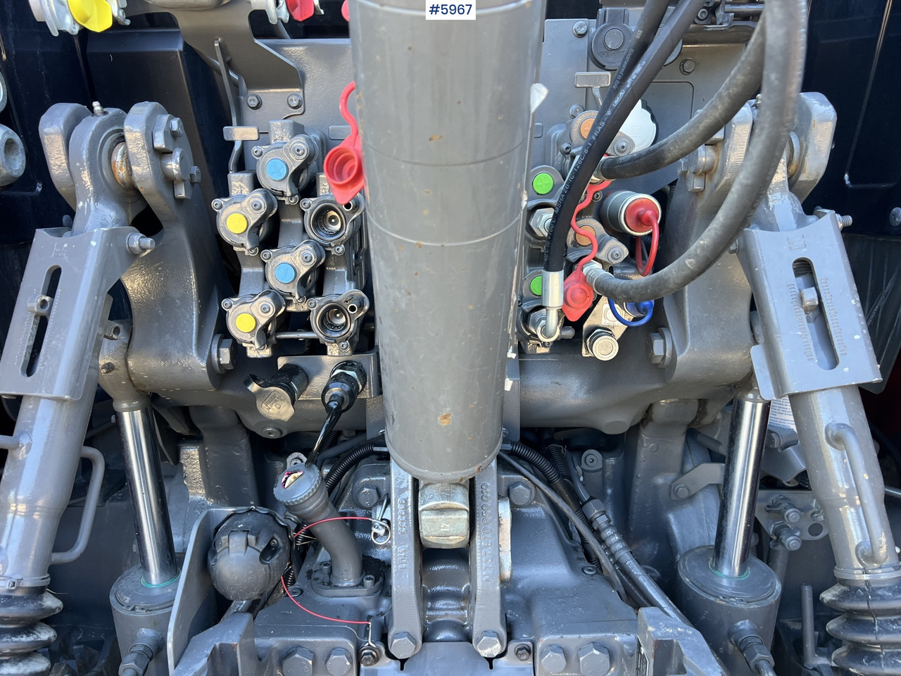 Tractor 2023 Fendt 724 Vario profi + w/ Front loader and fully equipped: foto 20