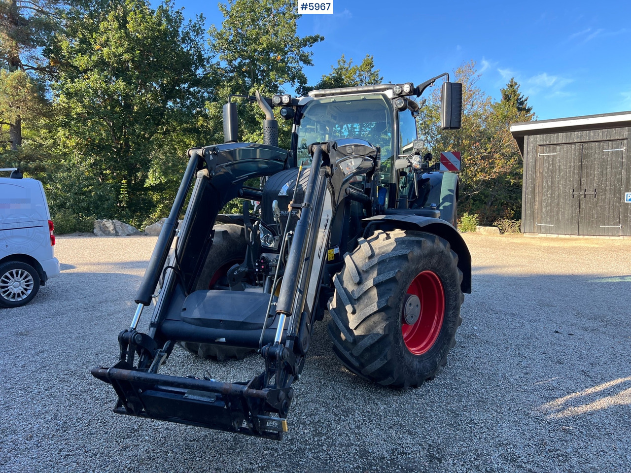 Tractor 2023 Fendt 724 Vario profi + w/ Front loader and fully equipped: foto 7