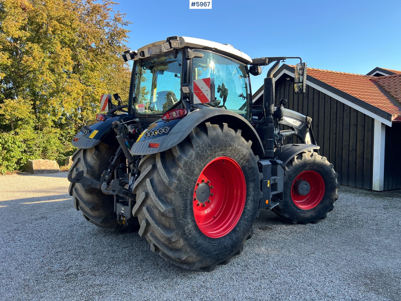 Tractor 2023 Fendt 724 Vario profi + w/ Front loader and fully equipped: foto 15