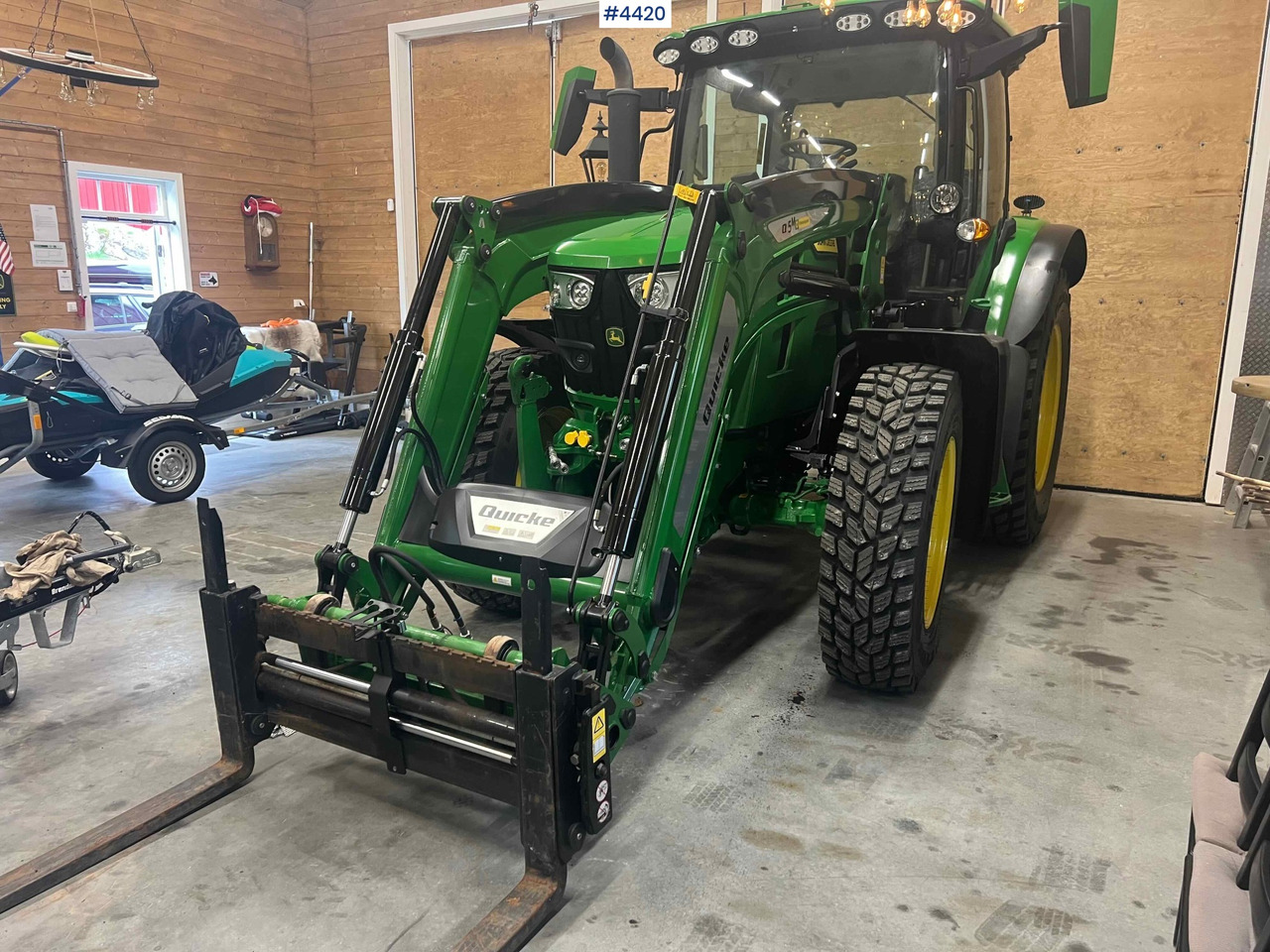 2024 John Deere 6150R w/ Quicke Front Loader & Bucket - Tractor: foto 2 2024 John Deere 6150R w/ Quicke Front Loader & Bucket - Tractor: foto 2