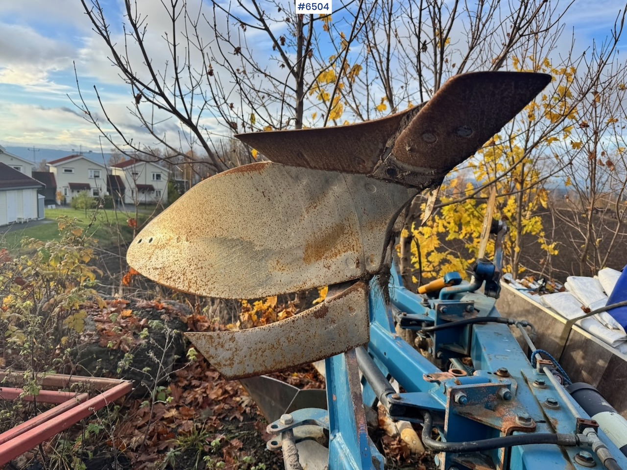 Approx. 1995 Øverum 3-furrow reversible plough - Equipo para trabajo del suelo: foto 4 Approx. 1995 Øverum 3-furrow reversible plough - Equipo para trabajo del suelo: foto 4