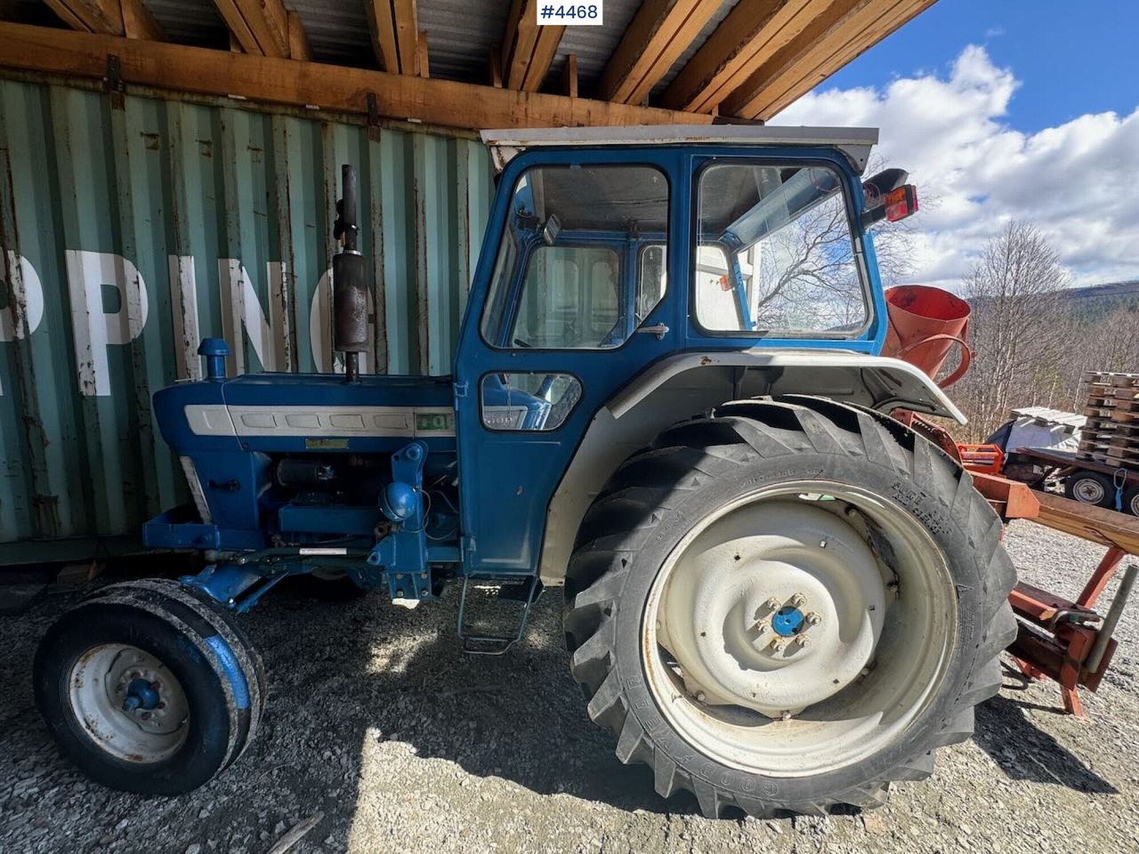 Ford 4000 4x2 - approx. 1970 model - Tractor: foto 3 Ford 4000 4x2 - approx. 1970 model - Tractor: foto 3