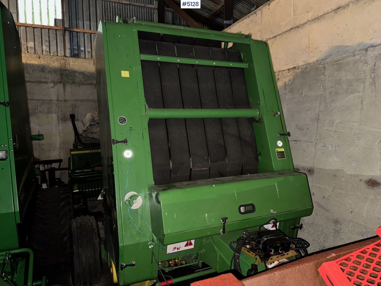 John Deere 550 Round Baler - Maquinaria de henificación: foto 4 John Deere 550 Round Baler - Maquinaria de henificación: foto 4