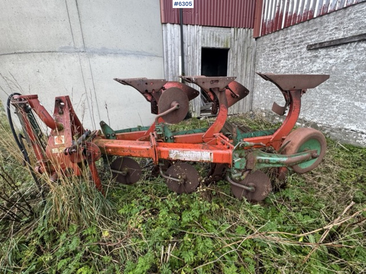 Kverneland 3-furrow reversible plough - Equipo para trabajo del suelo: foto 4 Kverneland 3-furrow reversible plough - Equipo para trabajo del suelo: foto 4