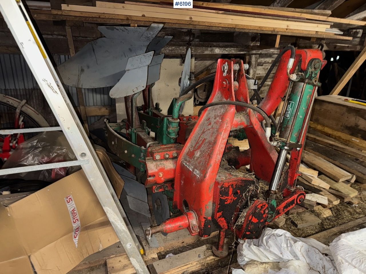 Kverneland Mod. E 3 2-furrow reversible plough. - Equipo para trabajo del suelo: foto 1 Kverneland Mod. E 3 2-furrow reversible plough. - Equipo para trabajo del suelo: foto 1