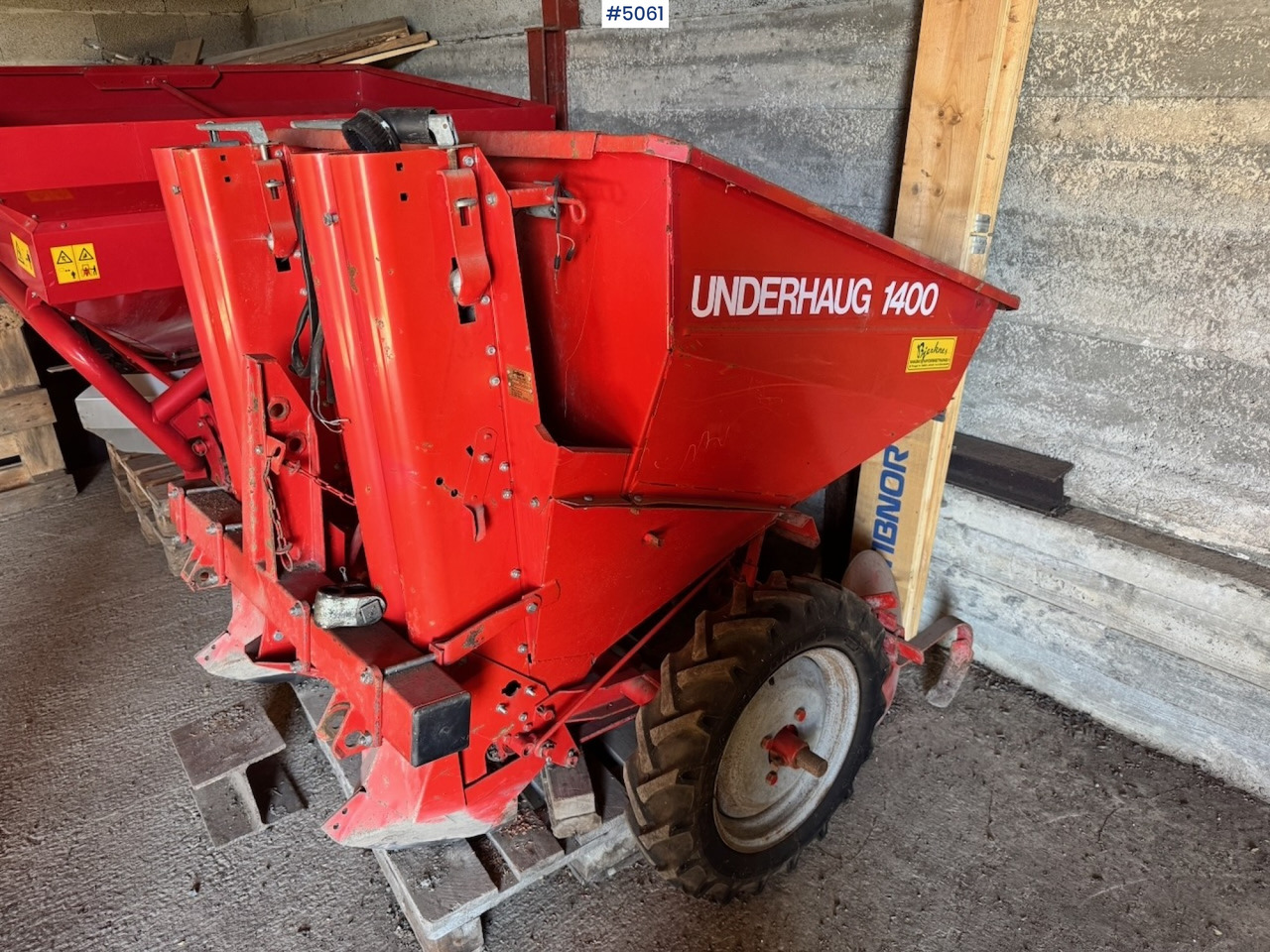 Kverneland Underhaug 1400 Potato picker - Equipo para trabajo del suelo: foto 1 Kverneland Underhaug 1400 Potato picker - Equipo para trabajo del suelo: foto 1