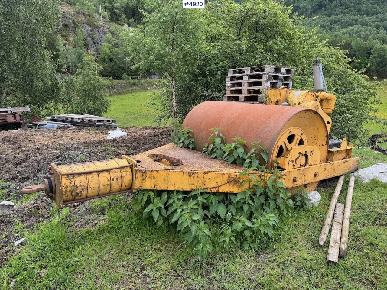 Towing roller with motor - Rodillo: foto 1 Towing roller with motor - Rodillo: foto 1