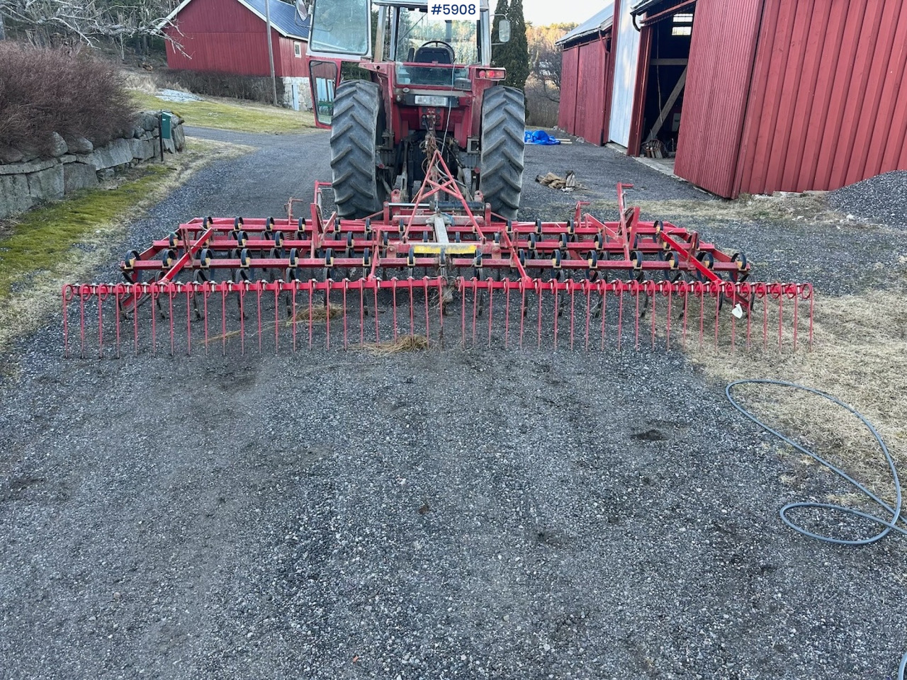 Väderstad Cultivator 4.6 m - Equipo para trabajo del suelo: foto 1 Väderstad Cultivator 4.6 m - Equipo para trabajo del suelo: foto 1