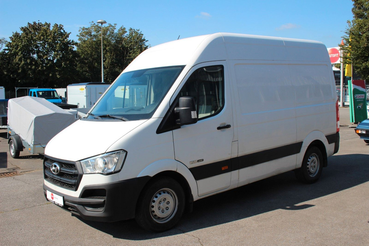 Hyundai H350 Kasten L2H2 Profi Klima 137tKM - Furgón: foto 4 Hyundai H350 Kasten L2H2 Profi Klima 137tKM - Furgón: foto 4