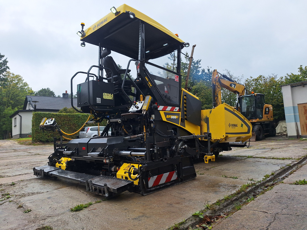 Bomag Bf 300C-3 - Pavimentadora de asfalto: foto 3 Bomag Bf 300C-3 - Pavimentadora de asfalto: foto 3