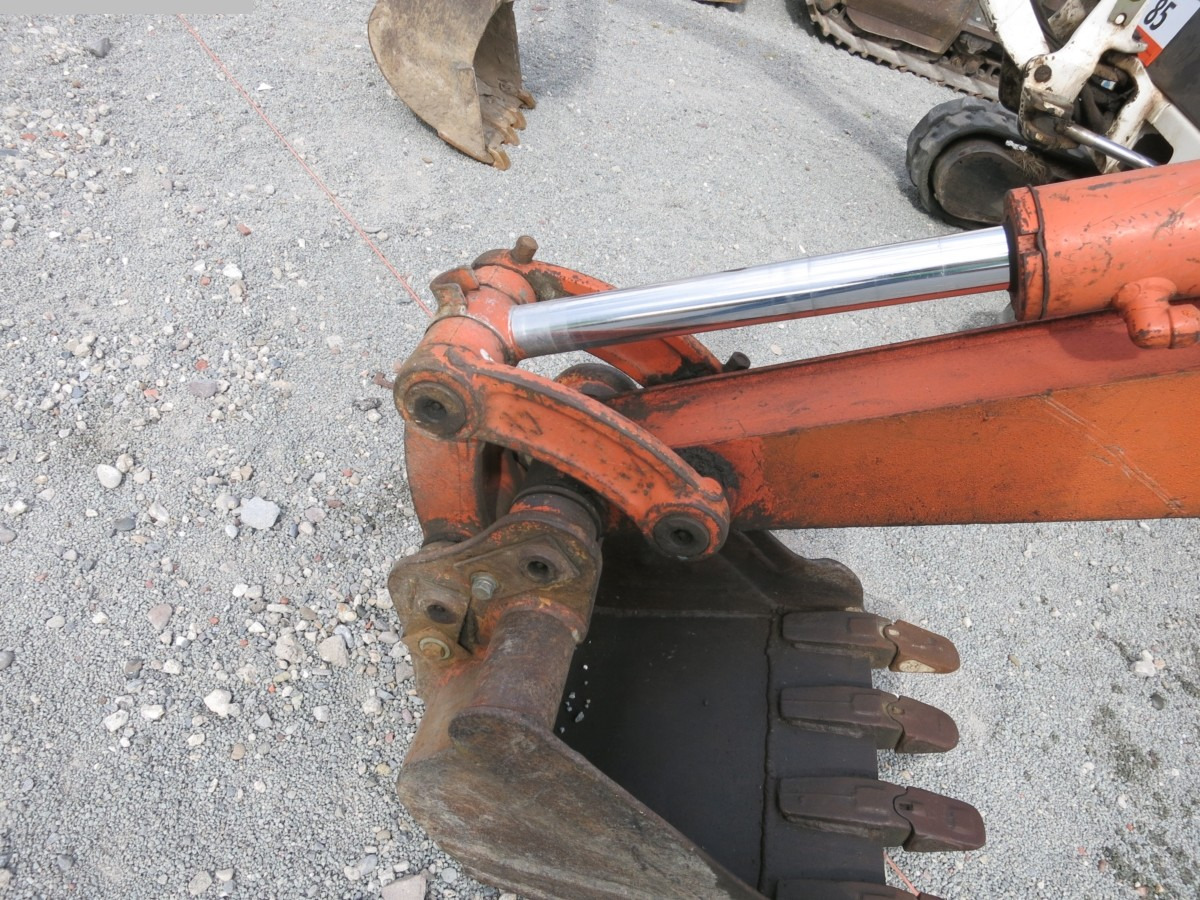 Miniexcavadora HITACHI EX26: foto 6
