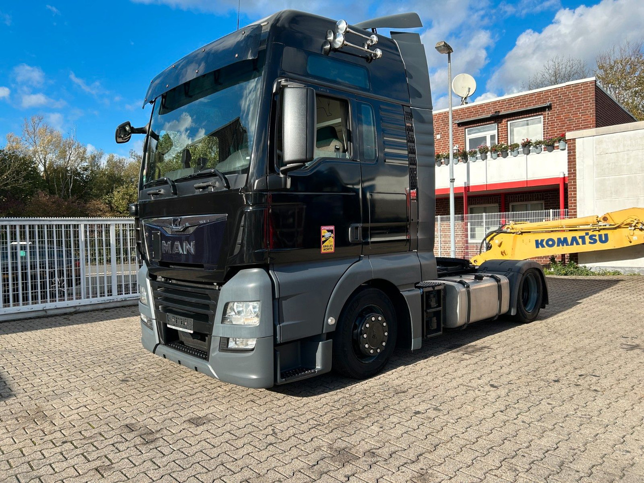 MAN 18.500 TGX 5x gleiche SZM im BESTAND !!! - Cabeza tractora: foto 2 MAN 18.500 TGX 5x gleiche SZM im BESTAND !!! - Cabeza tractora: foto 2